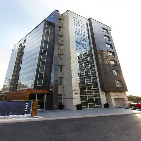 Hotel Heritage Beograd Bagian luar foto