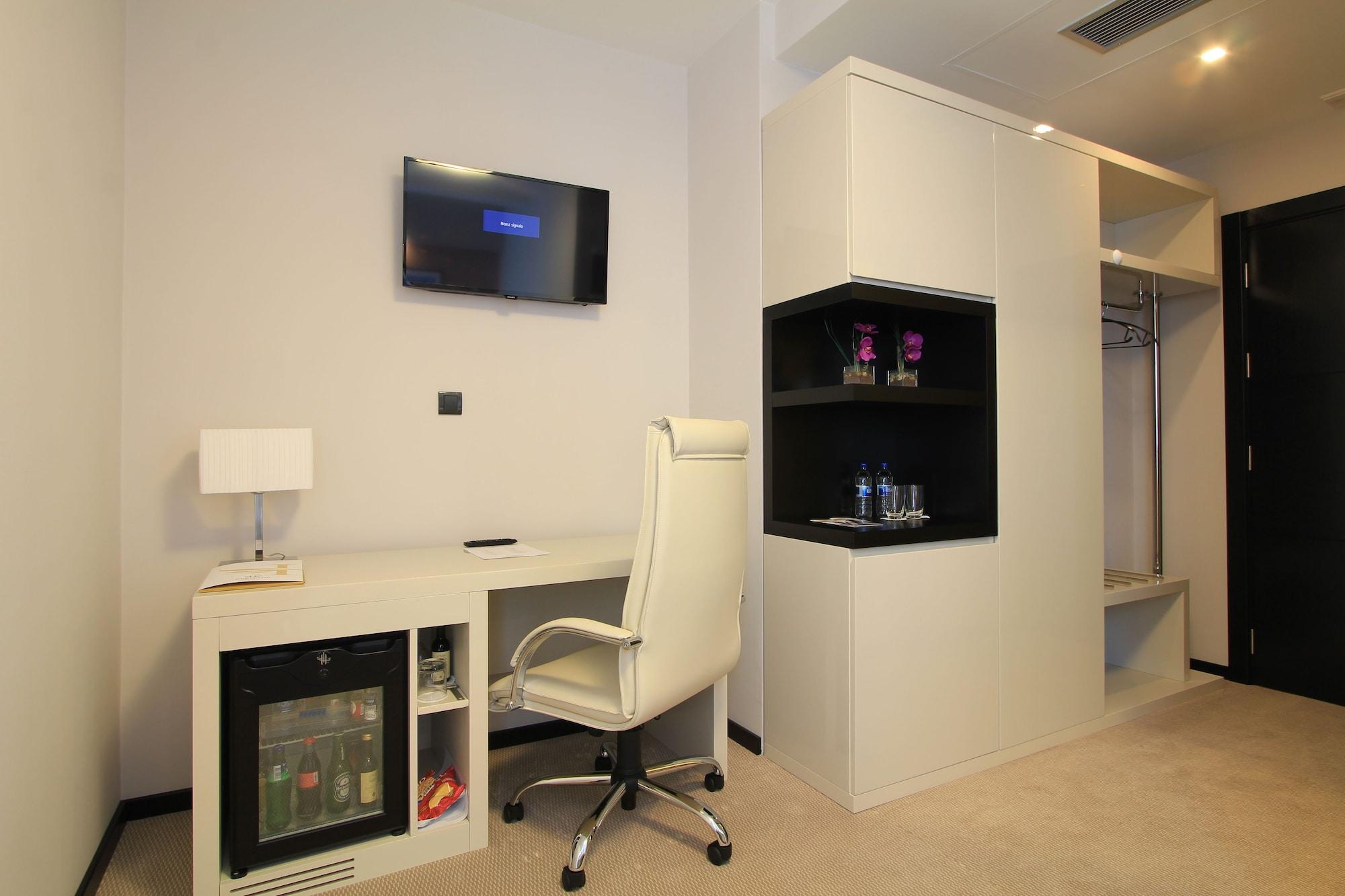 Hotel Heritage Beograd Bagian luar foto